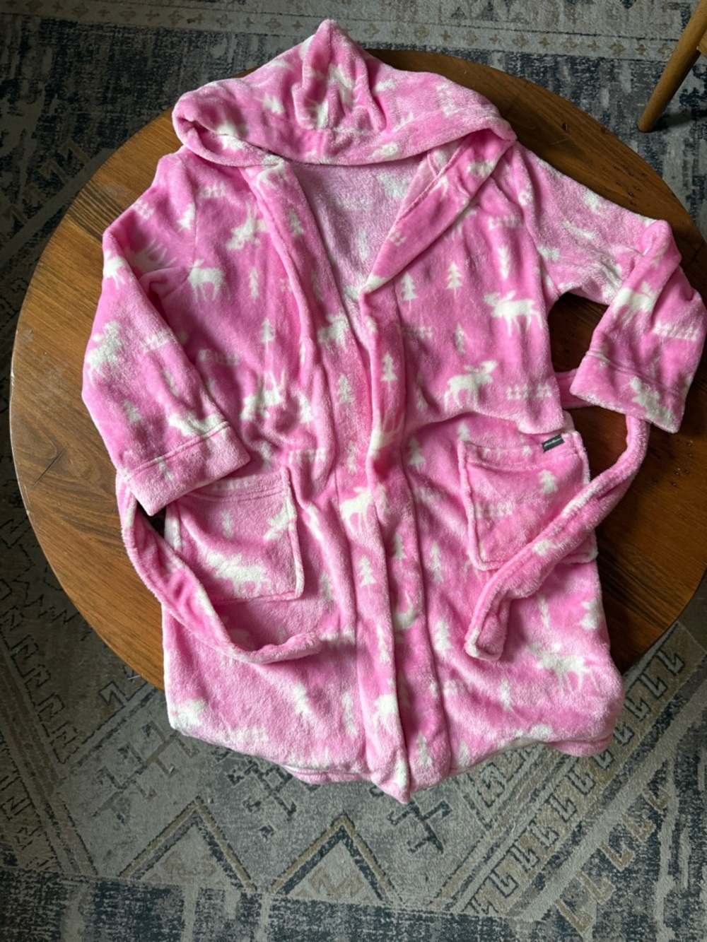 Eddie Bauer- Cozy Pink Hooded Plush Robe with White Deer Pattern